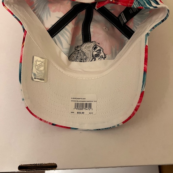 NWT Floral Chicago Blackhawks Hockey Hat Pink Baseball Cap Adjustable Flower - Picture 3 of 3